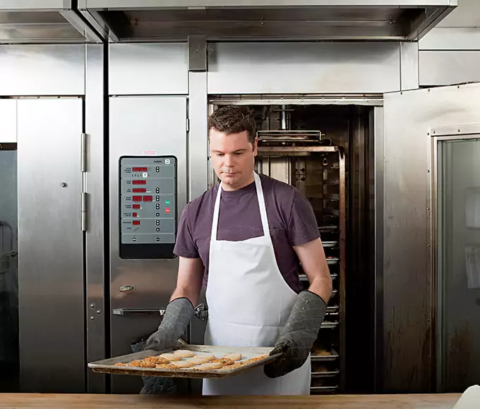 Why Shrewsbury, MA Kitchens Trust Shrewsbury Appliance Pro for Commercial Oven Repair?