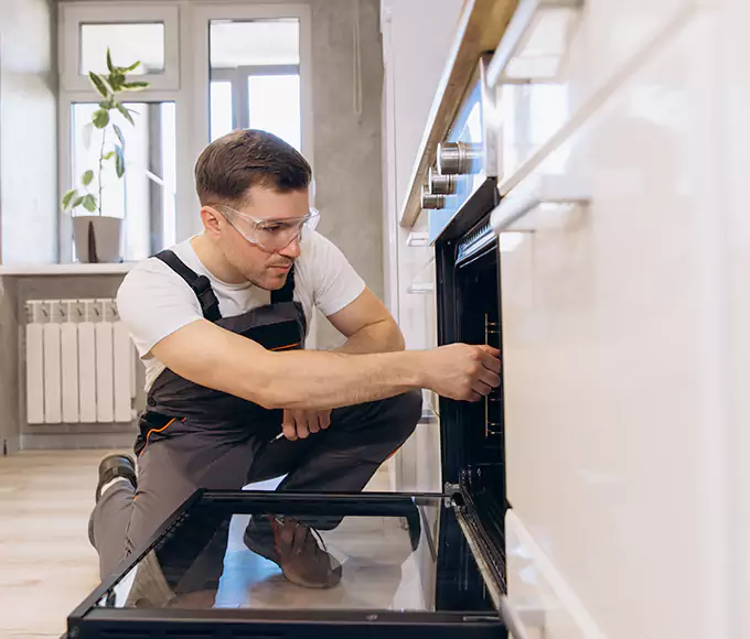 Why Shrewsbury Bakers Rely on Shrewsbury Appliance Pro for Every Electric Oven Fix?